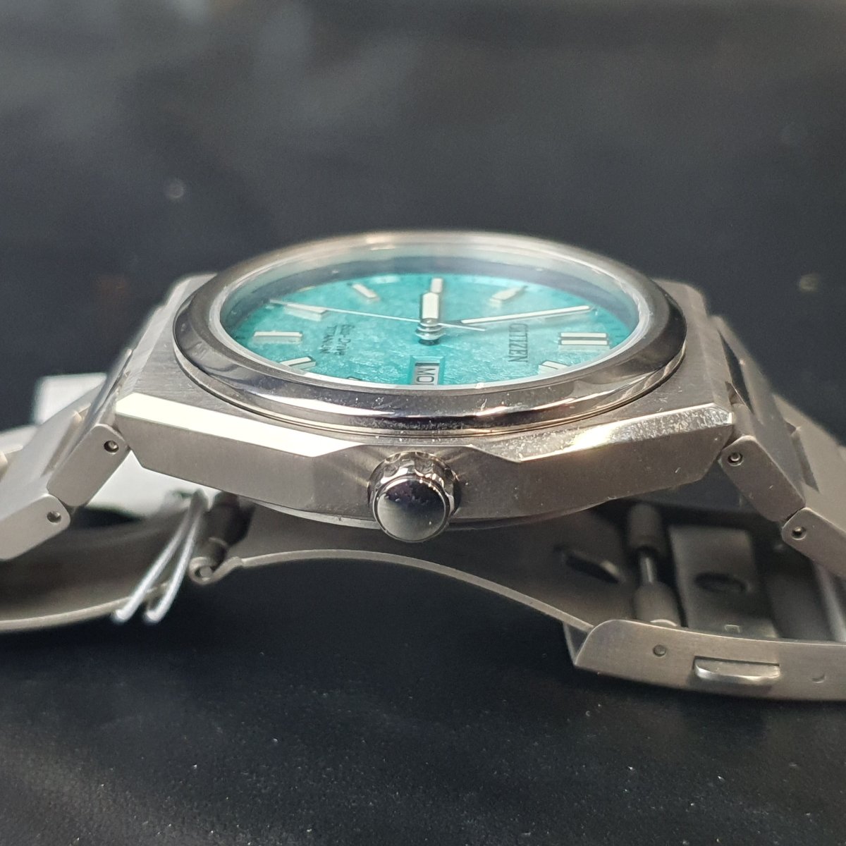 MENS - CITIZEN WATCH - AW0130 - 85M - STEEL BAND - ANALOGUE - WITH TAGS AND BOX - Mega Cash Sydney