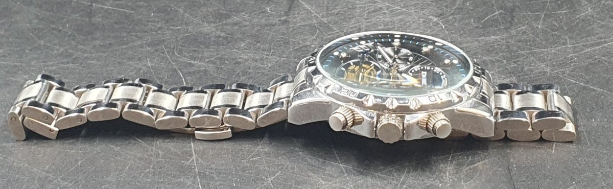 MENS DEDIMA WATCH - 50.0GMS WITH SILVER STAINLESS STEEL BAND - Mega Cash Sydney