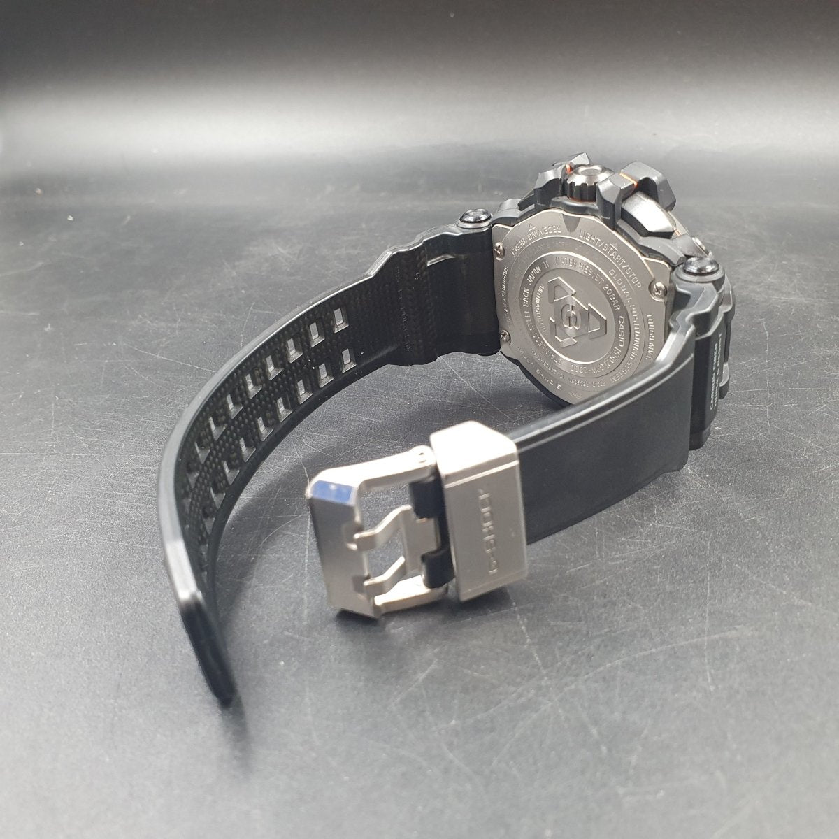 MENS G - SHOCK CASIO WATCH 5502 GPW - 2000 BLACK RUBBER BAND ANALOGUE BLACK/GUN METAL - Mega Cash Sydney