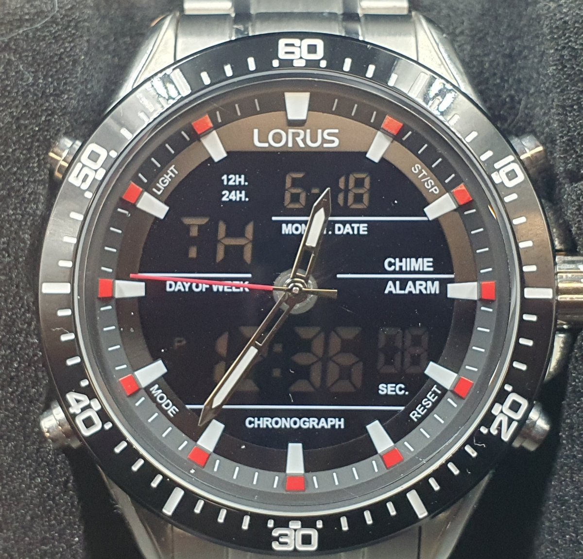 MENS LORUS WATCH - 50.0GMS - RW635AX-5 - SILVER STAINLESS STEEL BAND - Mega Cash Sydney