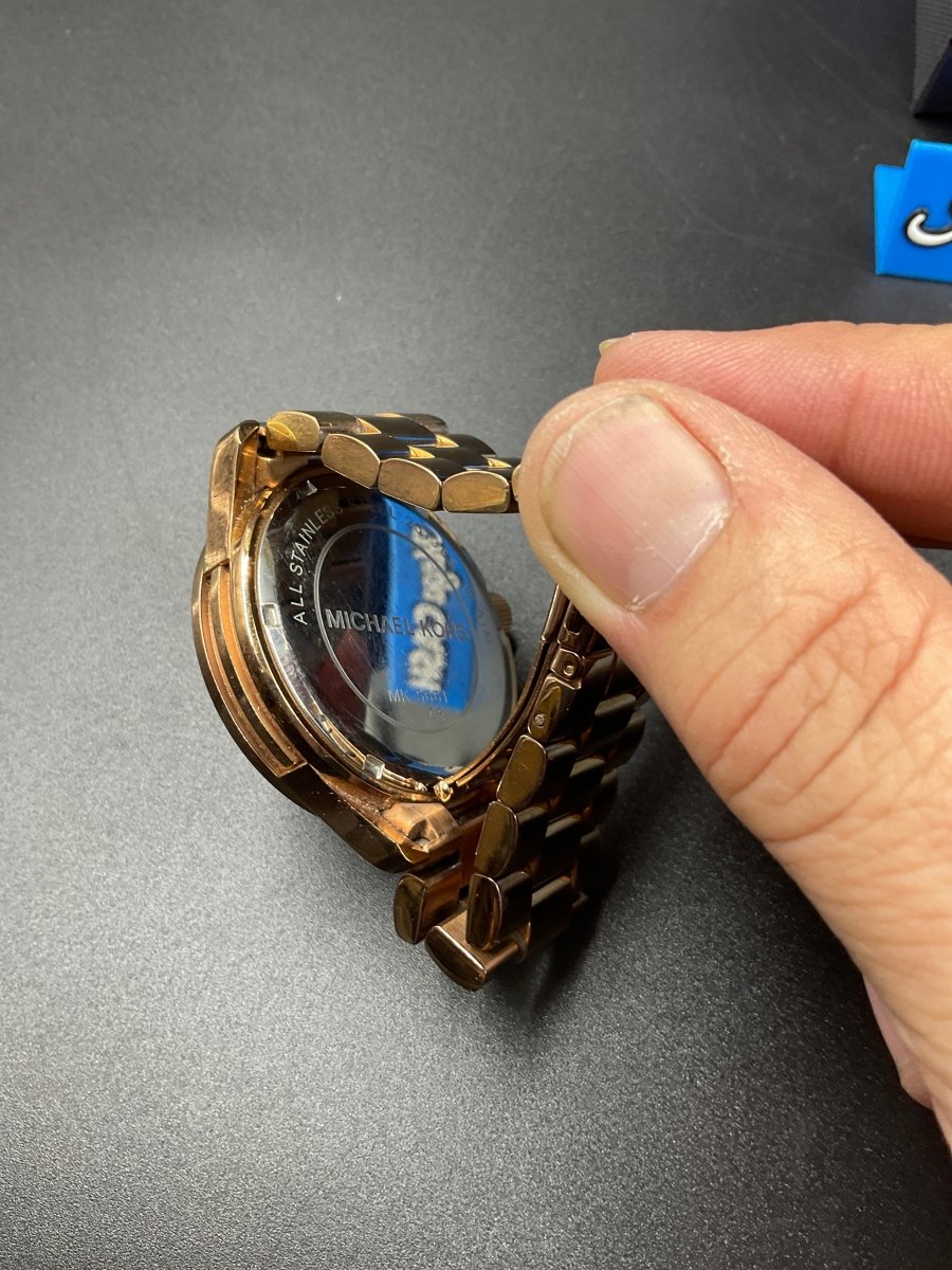 Men’s Michael Kors Quartz Watch - Mega Cash Sydney