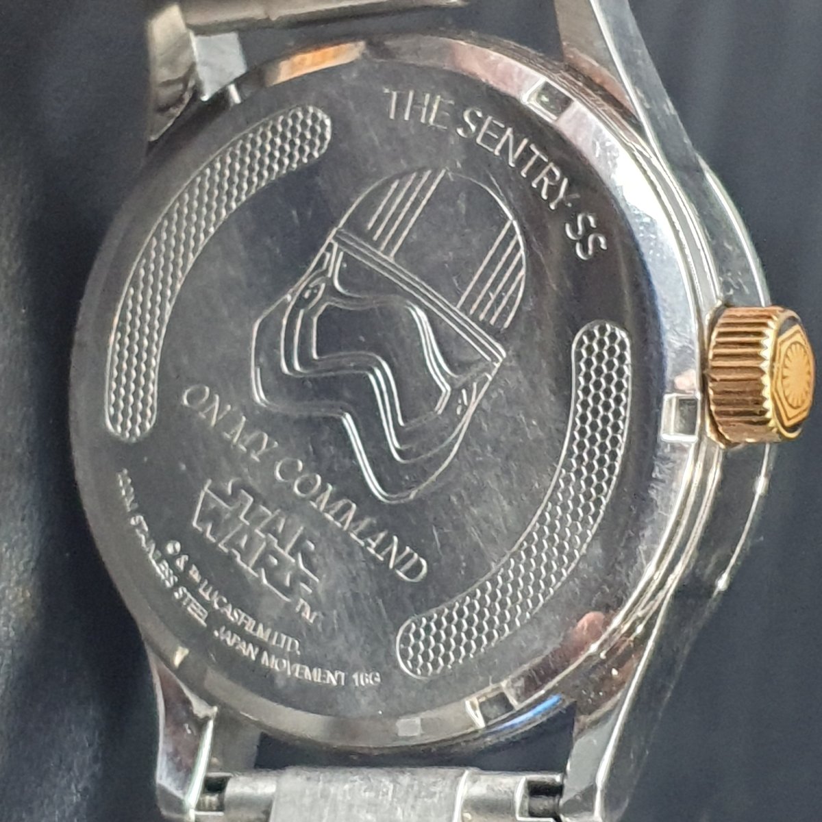 MENS - NIXON - ANALOGUE WATCH - STAR WARS - SENTRY SS - SILVER STEEL BAND - Mega Cash Sydney