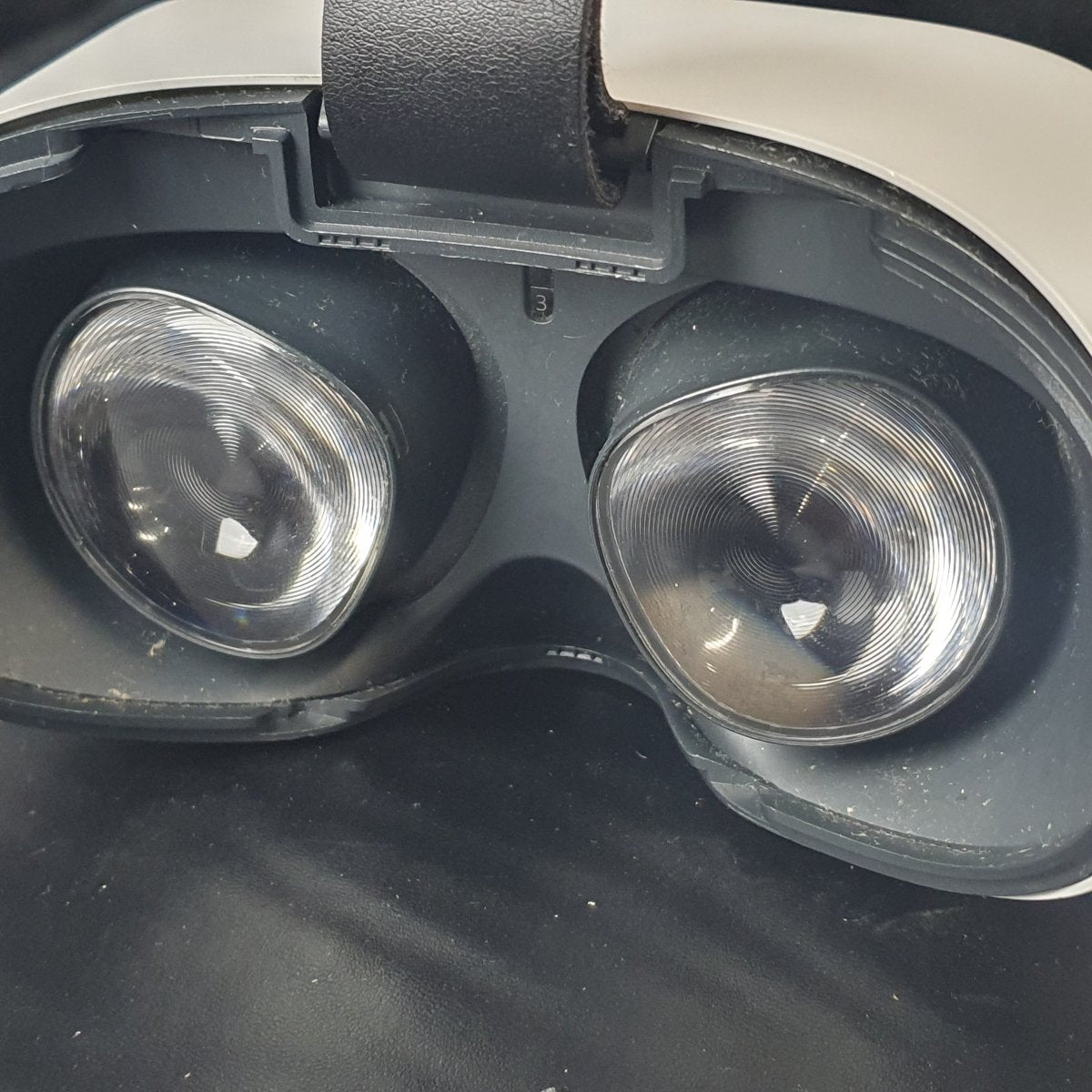 Meta Oculus Quest 2 - 128GB VR Headset + Kiwi Headstrap - KW49CM - Read Conditions - Mega Cash Sydney