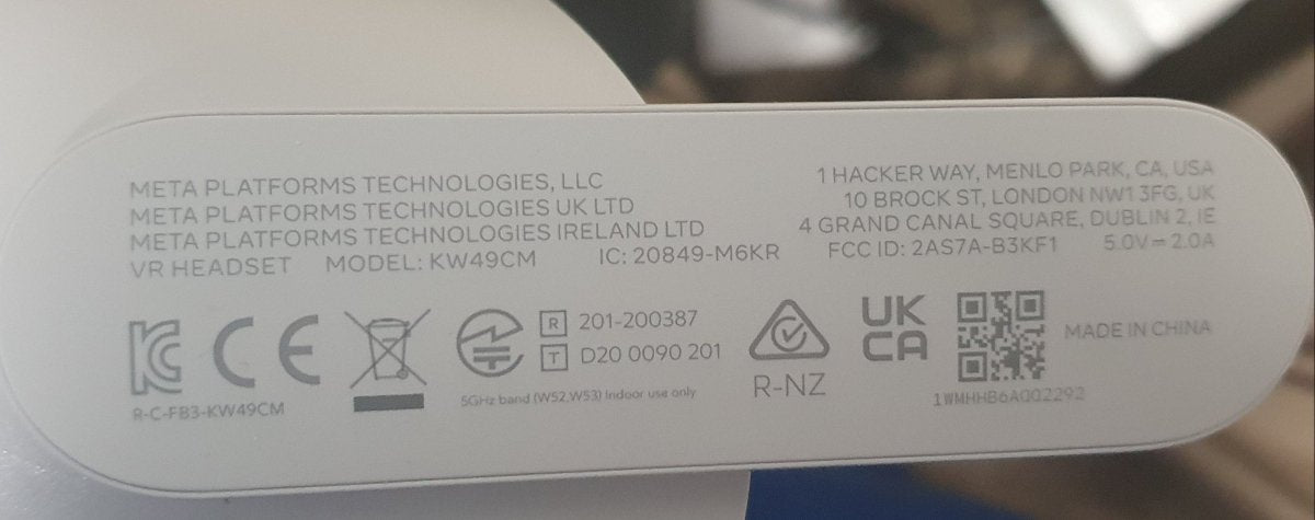 Meta Oculus Quest 2 - 128GB VR Headset + Kiwi Headstrap - KW49CM - Read Conditions - Mega Cash Sydney