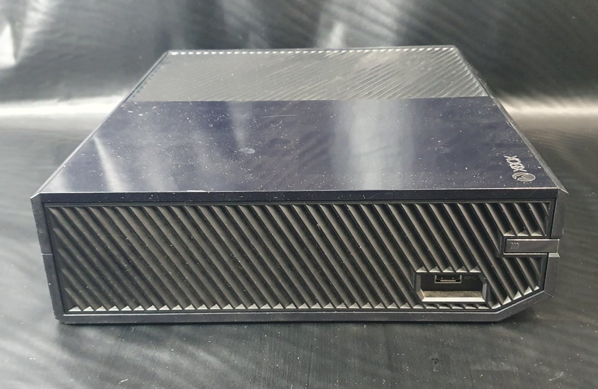 Microsoft Xbox One Original Console 500GB - 1540 - Mega Cash Sydney