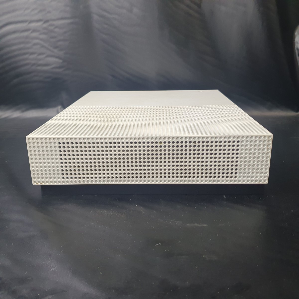 Microsoft Xbox One S 1681 500GB - Mega Cash Sydney