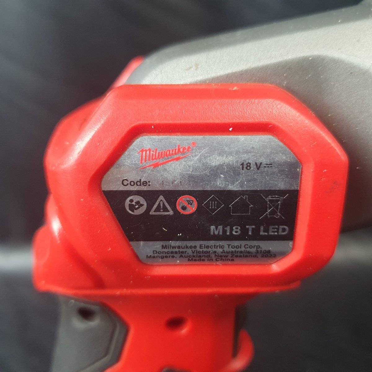 MILWAUKEE - 18V LED Torch - M18TLED - Tool Only - Mega Cash Sydney