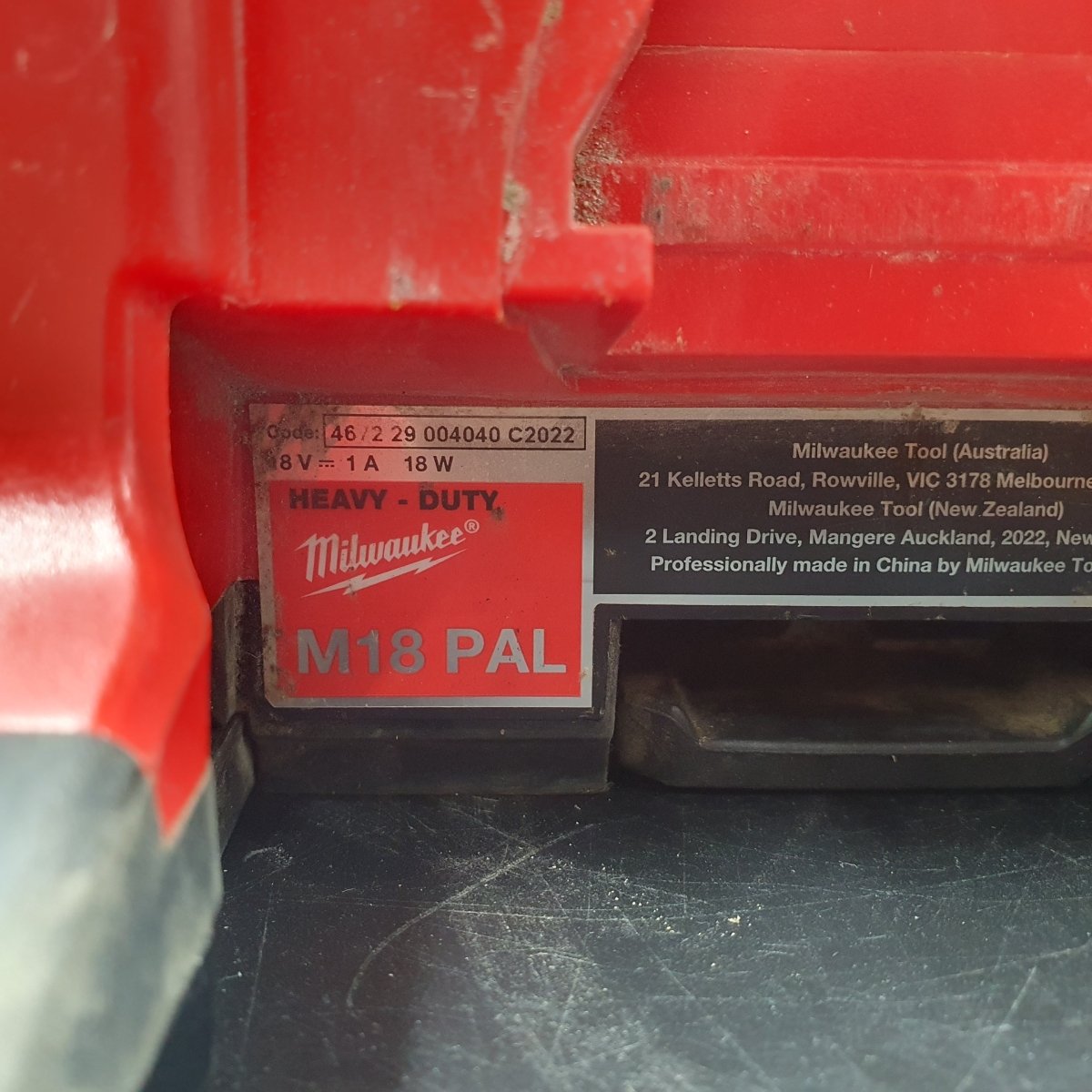 MILWAUKEE - M18™ Pivoting Area Light (Tool Only) - M18PAL - Mega Cash Sydney