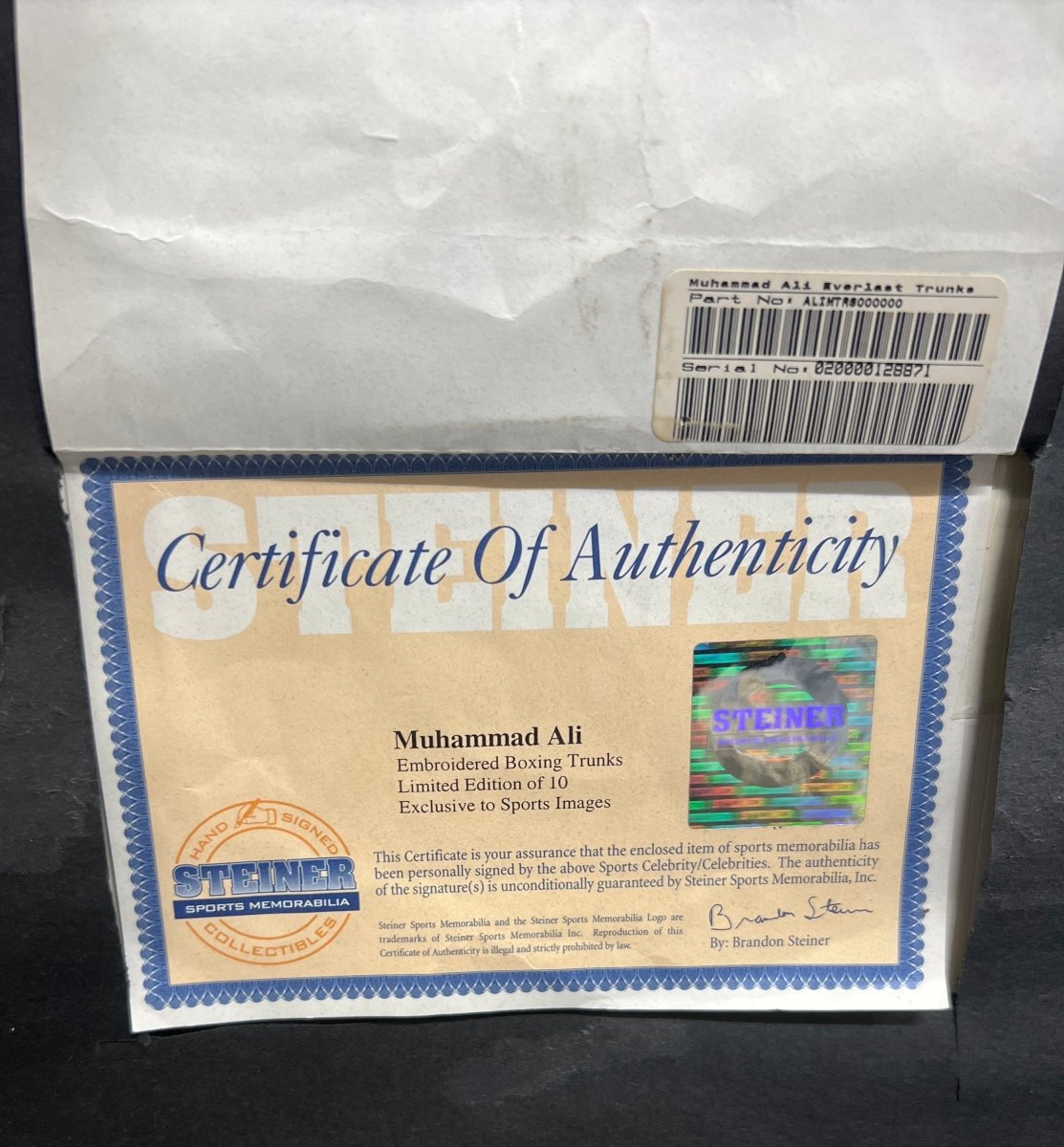 Mohammad Ali Signed Memorabilia 9/10 with Certificate of Authenticity - Mega Cash Sydney
