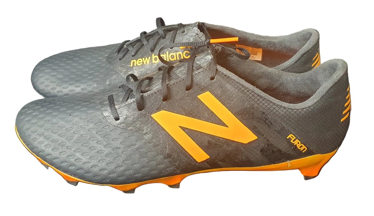 NEW BALANCE FOOTBALL BOOTS FURON SIZE 10 - Mega Cash Sydney