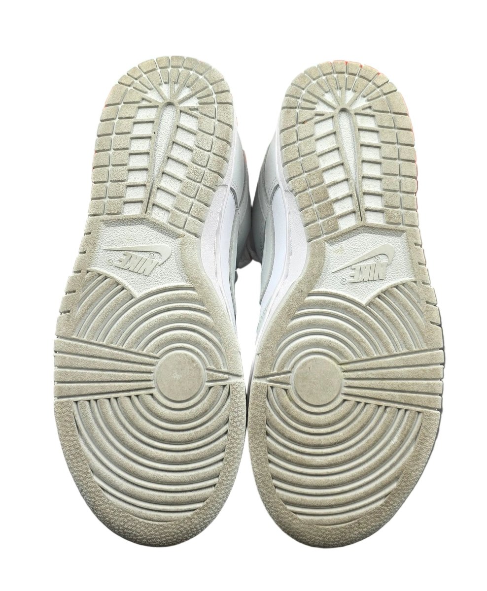 NIKE Size US 7Womens Dust-White Low Dunks - Mega Cash Sydney