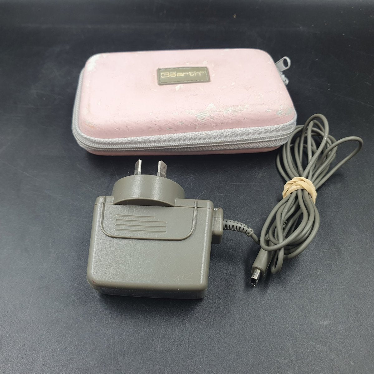 NINTENDO - DS LITE - USG-001 - BLACK - with Charger & Stylus - Mega Cash Sydney