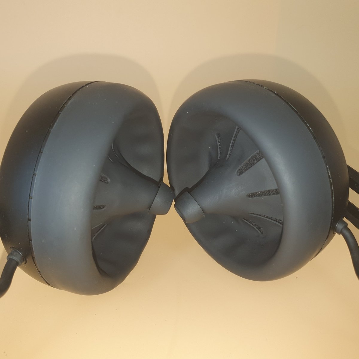 Nura - Nuraphone - 100B - ANC Wireless Over - Ear Headphones - Mega Cash Sydney