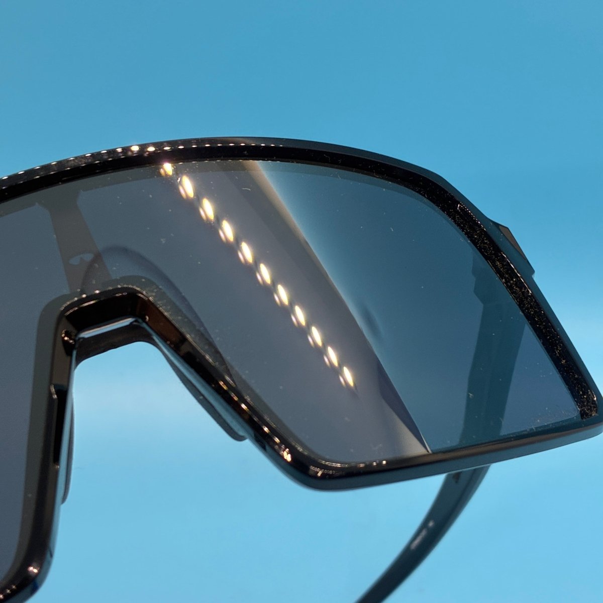 OAKLEY SUNGLASSES | 009406 - 0137 SUTRO - Mega Cash Sydney