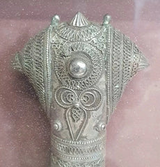 Original Omani Khanjar (Dagger) 570mm x 470mm - Framed - Mega Cash Sydney