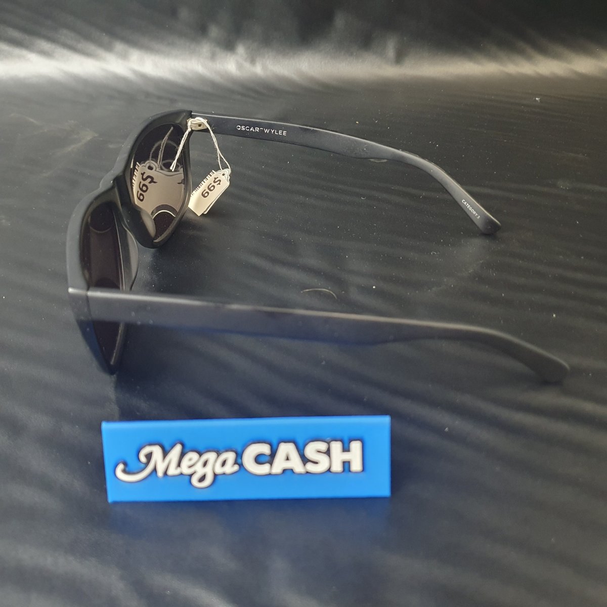 OSCAR WYLEE SUNGLASSES MICK - 016 - Mega Cash Sydney