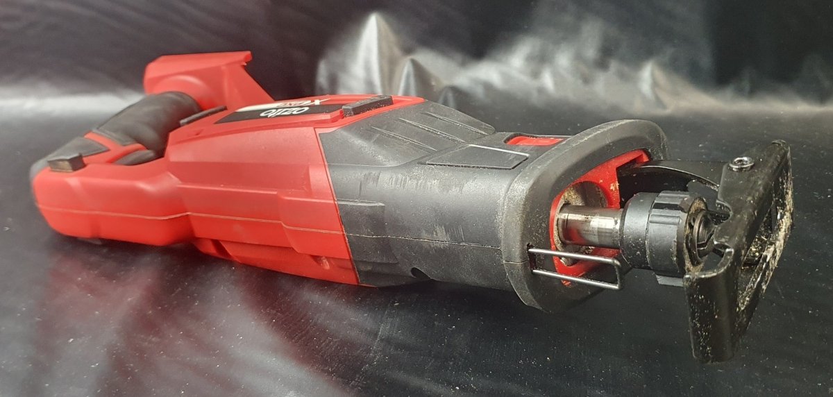 Ozito - PXC 18V Cordless Reciprocating Saw - PXRSS-400 + Battery & Charger - Mega Cash Sydney
