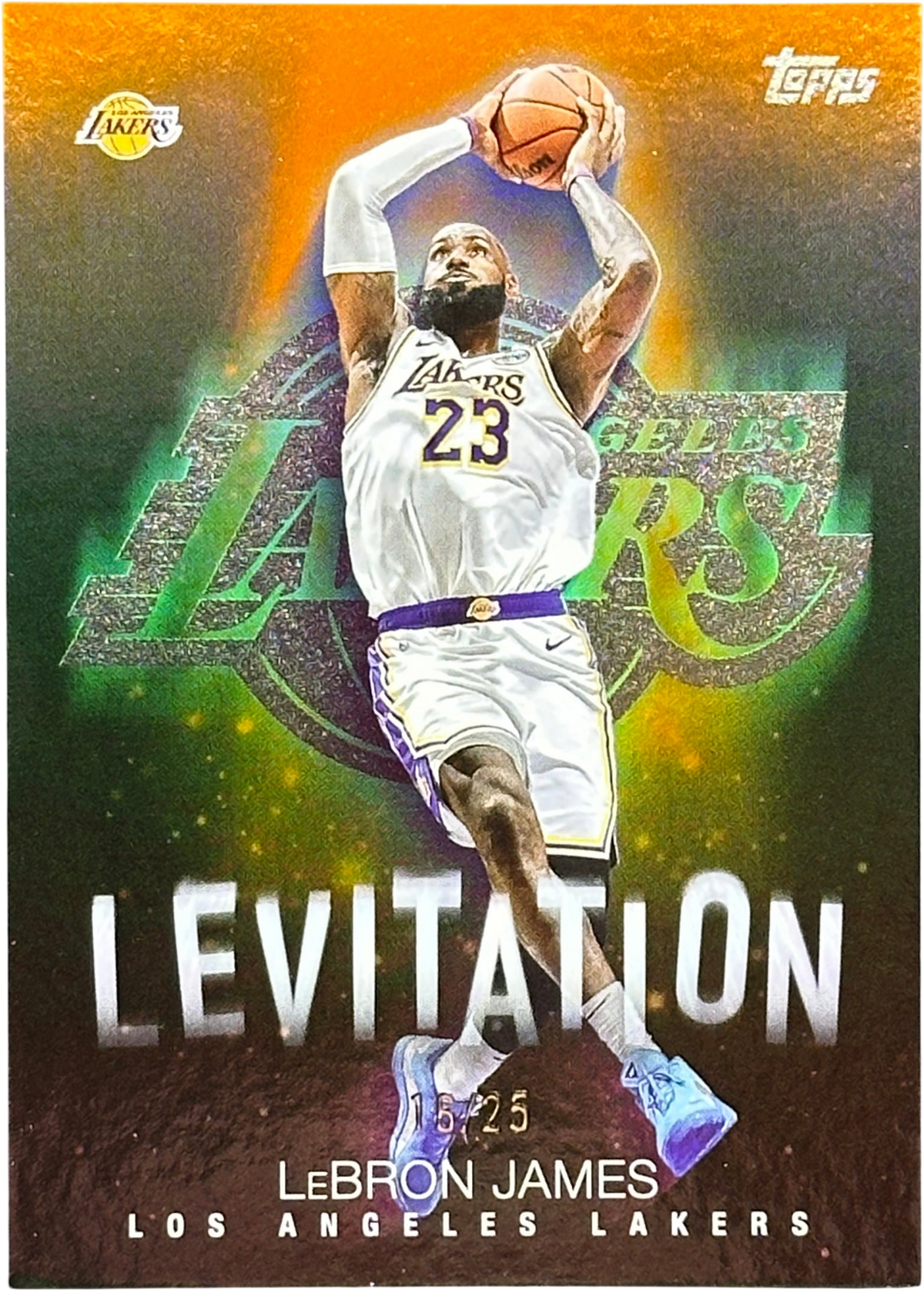 Topps - LeBron James Levitation 16/25 L-1 Orange Foil