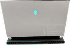 Alienware - M15 R3 - i7 10th Gen @ 2.60 GHz - 16/512GB - Windows 11 - Nvidia RTX 2070