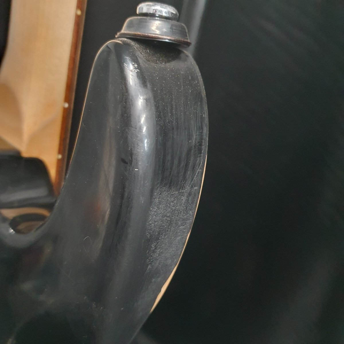 PEAVEY ELECTRIC GUITAR RAPTOR S/N:7027238 BODY DAMAGE ELECTRIC GUITAR IN SOFT CASE - Mega Cash Sydney