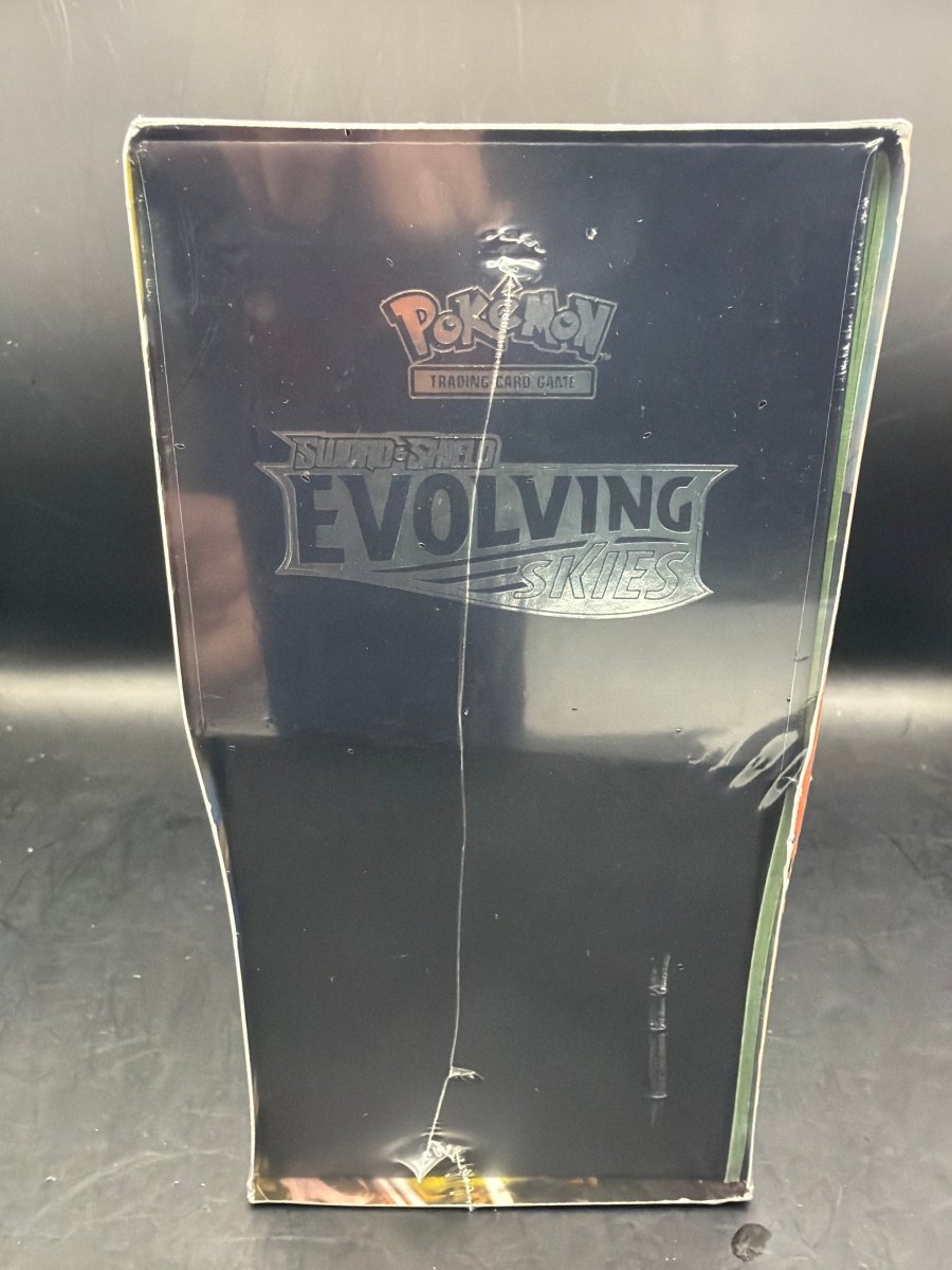 Pokemon - Evolving skies ETB - Pokemon Centre (Green) - Mega Cash Sydney