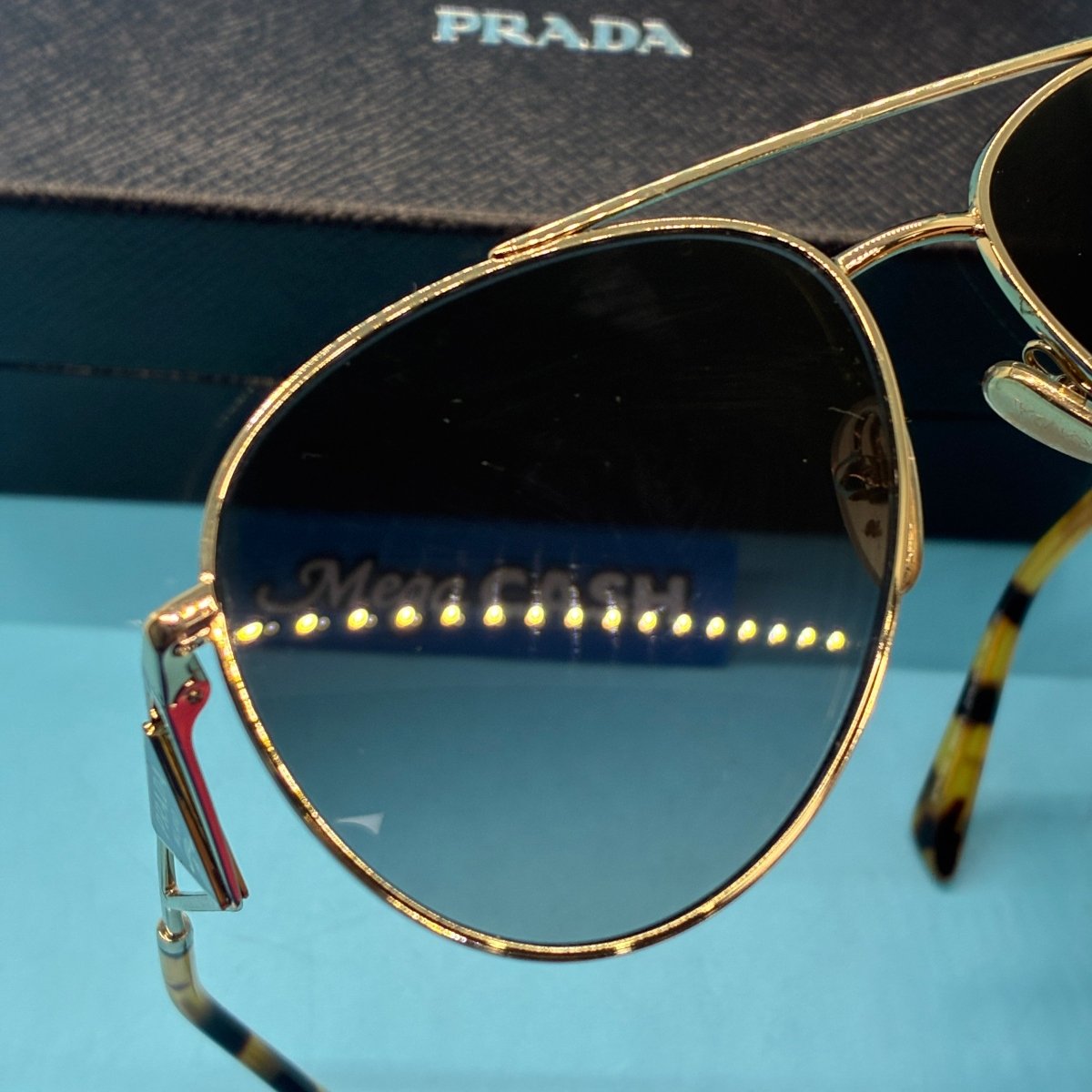 PRADA SUNGLASSES W/ CASE & BOX RRP $607 | SPR 73Z ZVN - 5D1 140 3N - Mega Cash Sydney