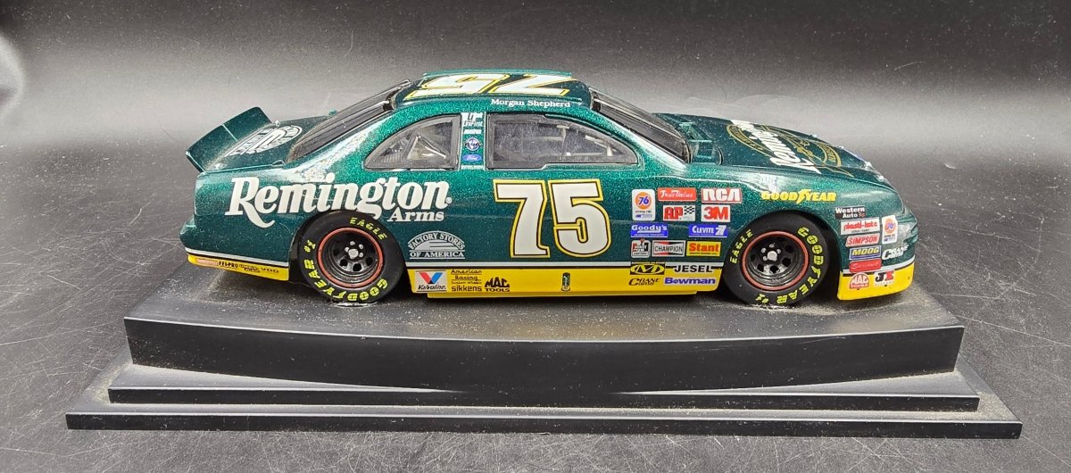 Revell Collection - 75 Remington Racing - Thunderbird - Mega Cash Sydney