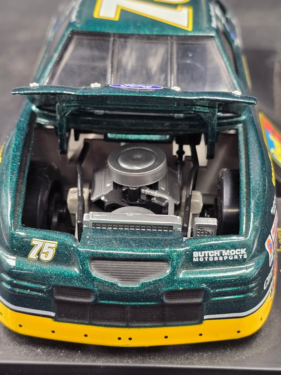 Revell Collection - 75 Remington Racing - Thunderbird - Mega Cash Sydney