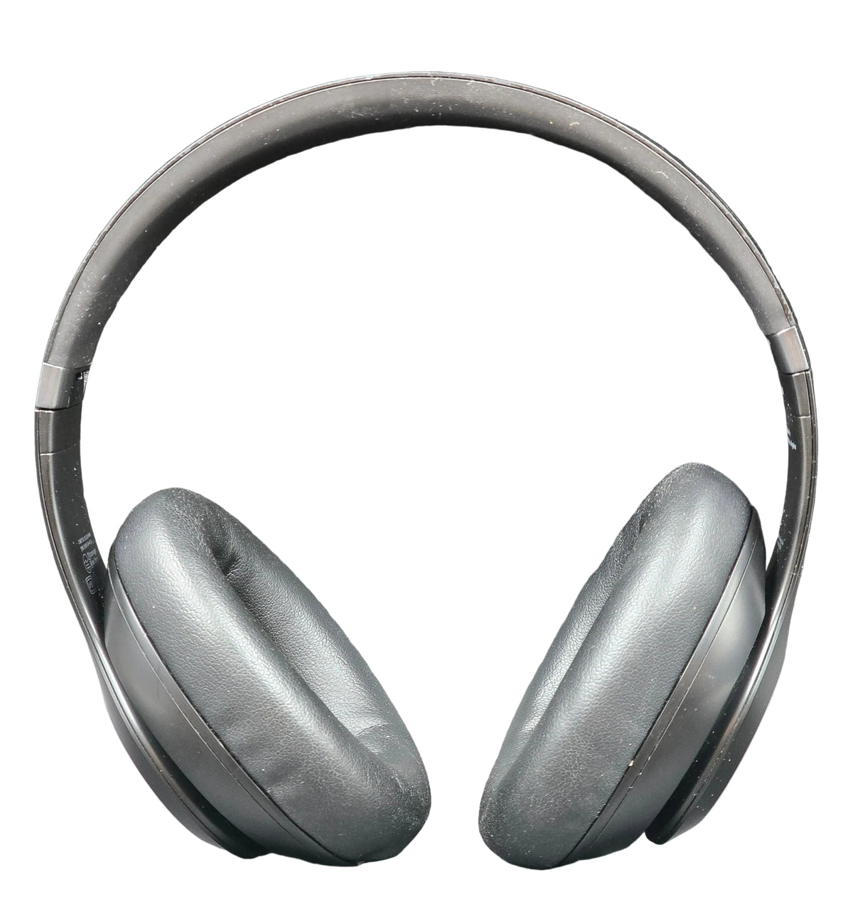BEATS - Studio Pro - Bluetooth Headphones