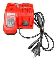 MILWAUKEE - M12-18FC - 12V-18V Multi Voltage Rapid Battery Charger