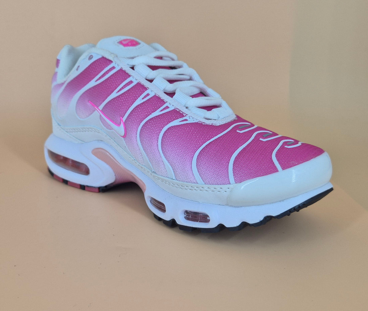 NIKE AIR MAX PLUS 3Y PINK-BRAND NEW