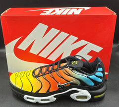 NIKE Unisex- Air Max Plus - Size US 12 Mens / US 13.5 Womens