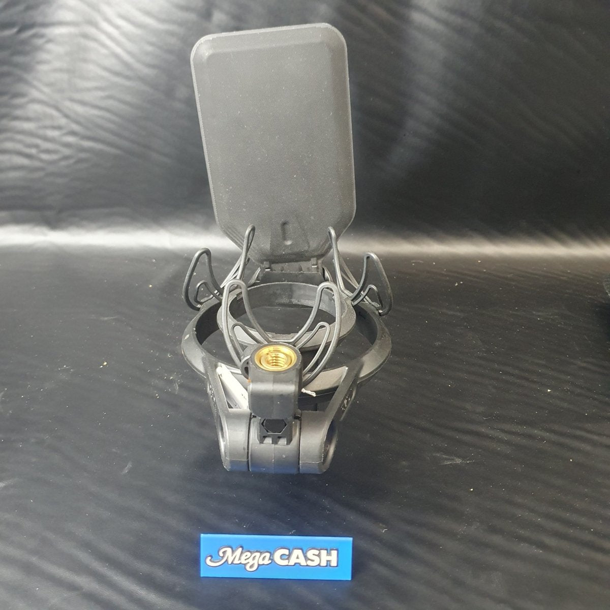 RODE - NT1 Cardioid Condenser Microphone with AI1 Audio Interface + SMR Shock Mount - Mega Cash Sydney