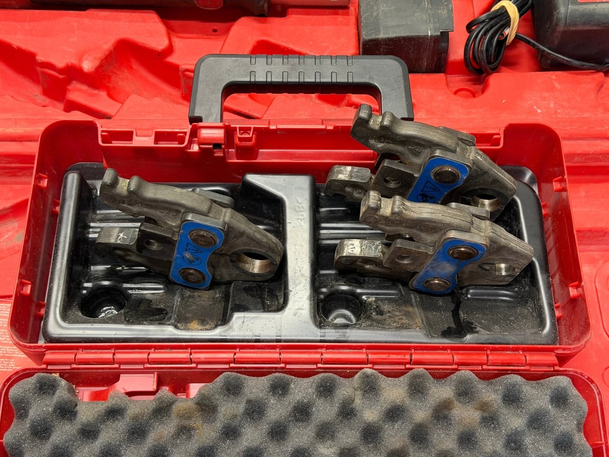 Rothenberger Pressing Machine Romax Compact with Battery and Charger + x3 Claws in Cases - Mega Cash Sydney