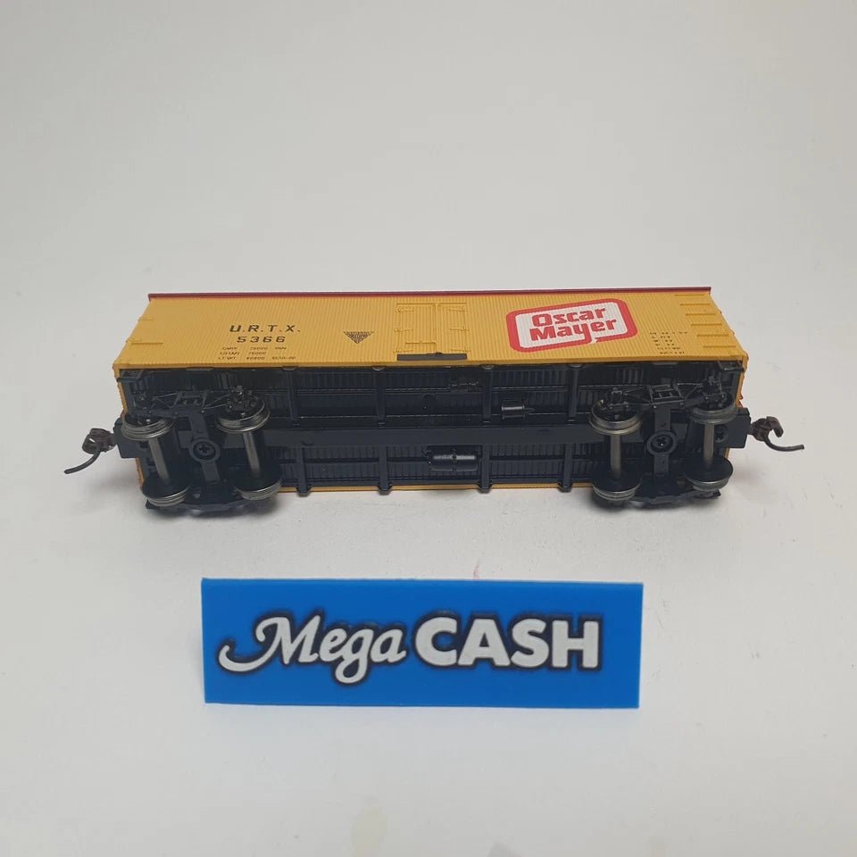 Roundhouse - 85500 HO - Oscar Mayer 36' Meet Reefer URTX 5366 - Train - Mega Cash Sydney