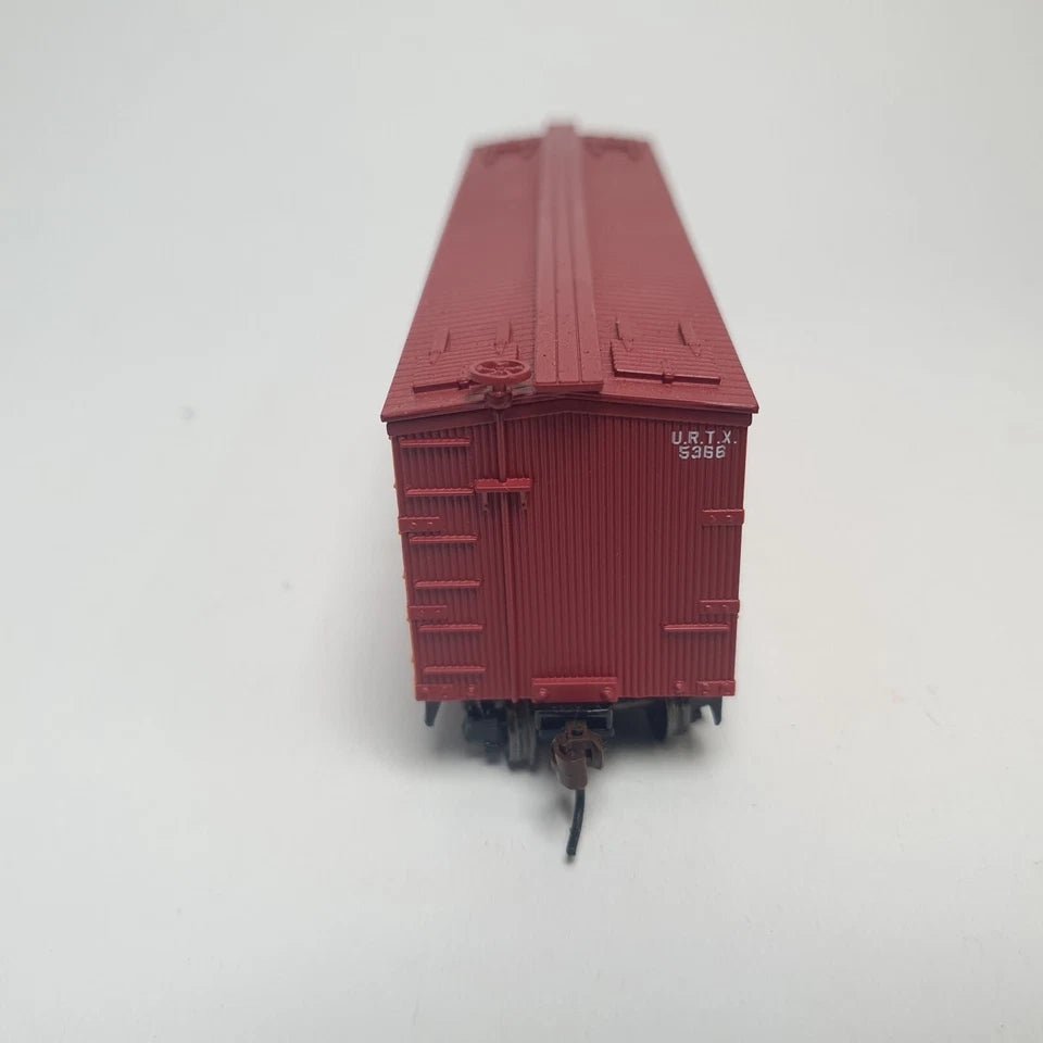 Roundhouse - 85500 HO - Oscar Mayer 36' Meet Reefer URTX 5366 - Train - Mega Cash Sydney