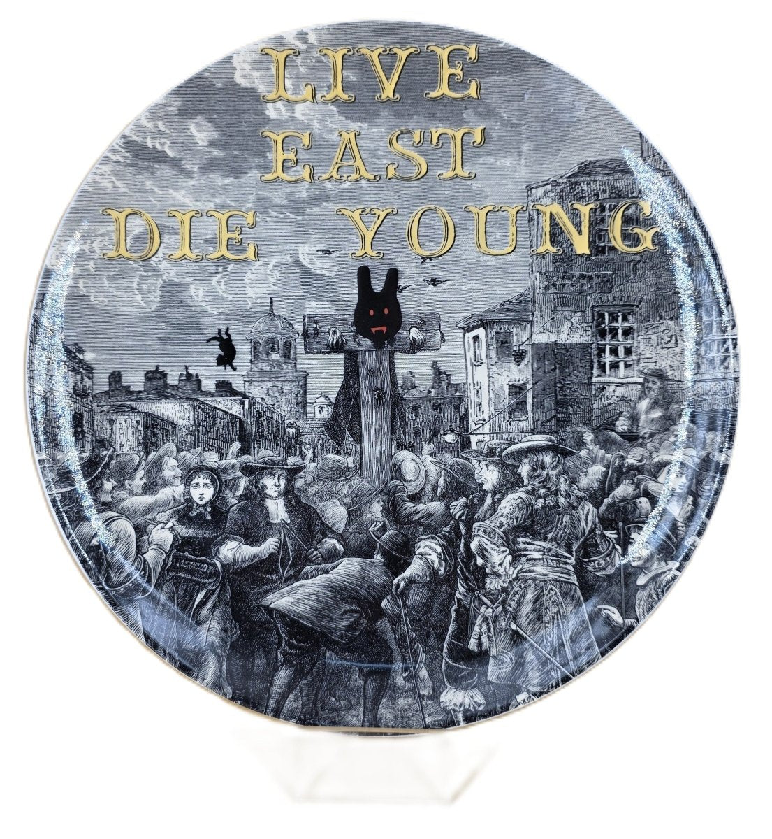 Royal Doulton - Collectors Plate With Authenticity - Pure Evil In The Pillory - 0537/2000 - Mega Cash Sydney