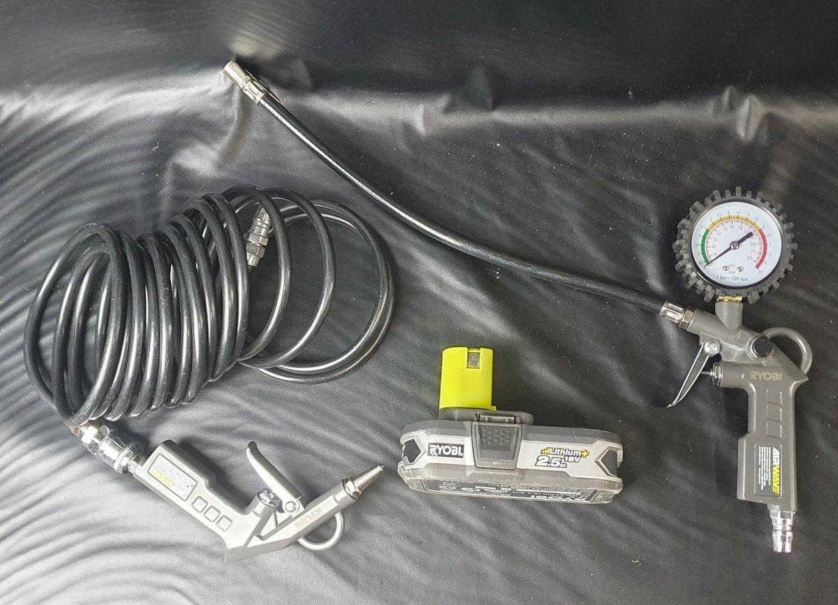RYOBI - 18V ONE+ 3.8L Air Compressor - R18AC - including 2 accessories & 2.5Ah Battery - Mega Cash Sydney