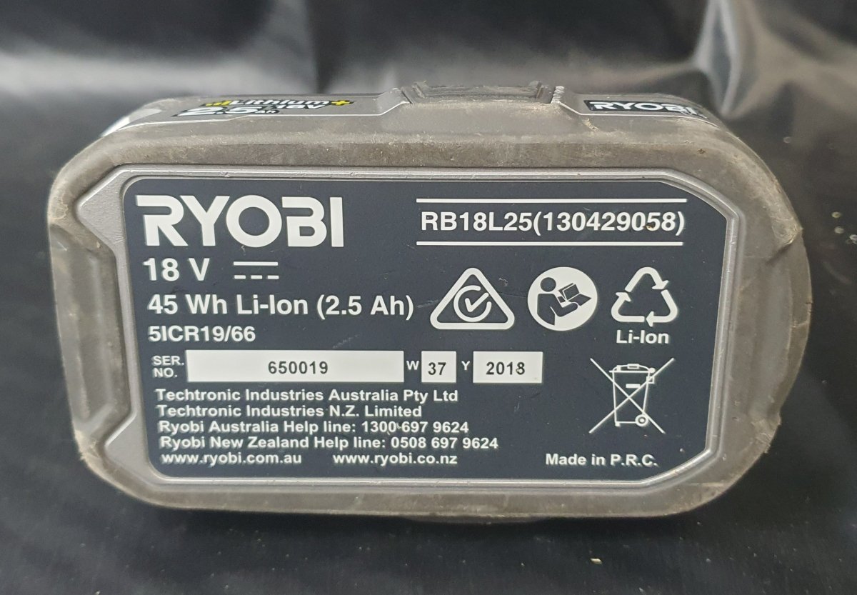RYOBI - 18V ONE+ 3.8L Air Compressor - R18AC - including 2 accessories & 2.5Ah Battery - Mega Cash Sydney