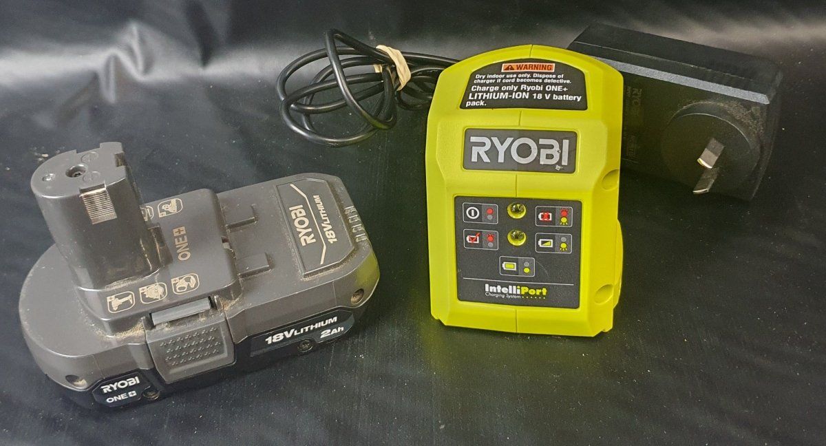 Ryobi - 18V ONE+ Brushless Cordless 150mm Planting & Digging ODT1800 + Battery & Charger - Mega Cash Sydney