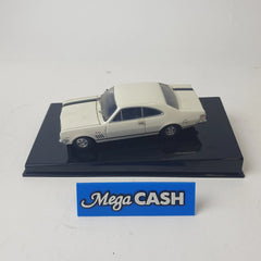 1:43 Biante - Holden HK Monaro GTS 327 - Ermine White - Certification Card