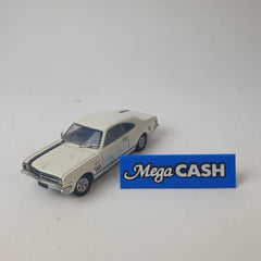 1:43 Biante - Holden HK Monaro GTS 327 - Ermine White - Certification Card