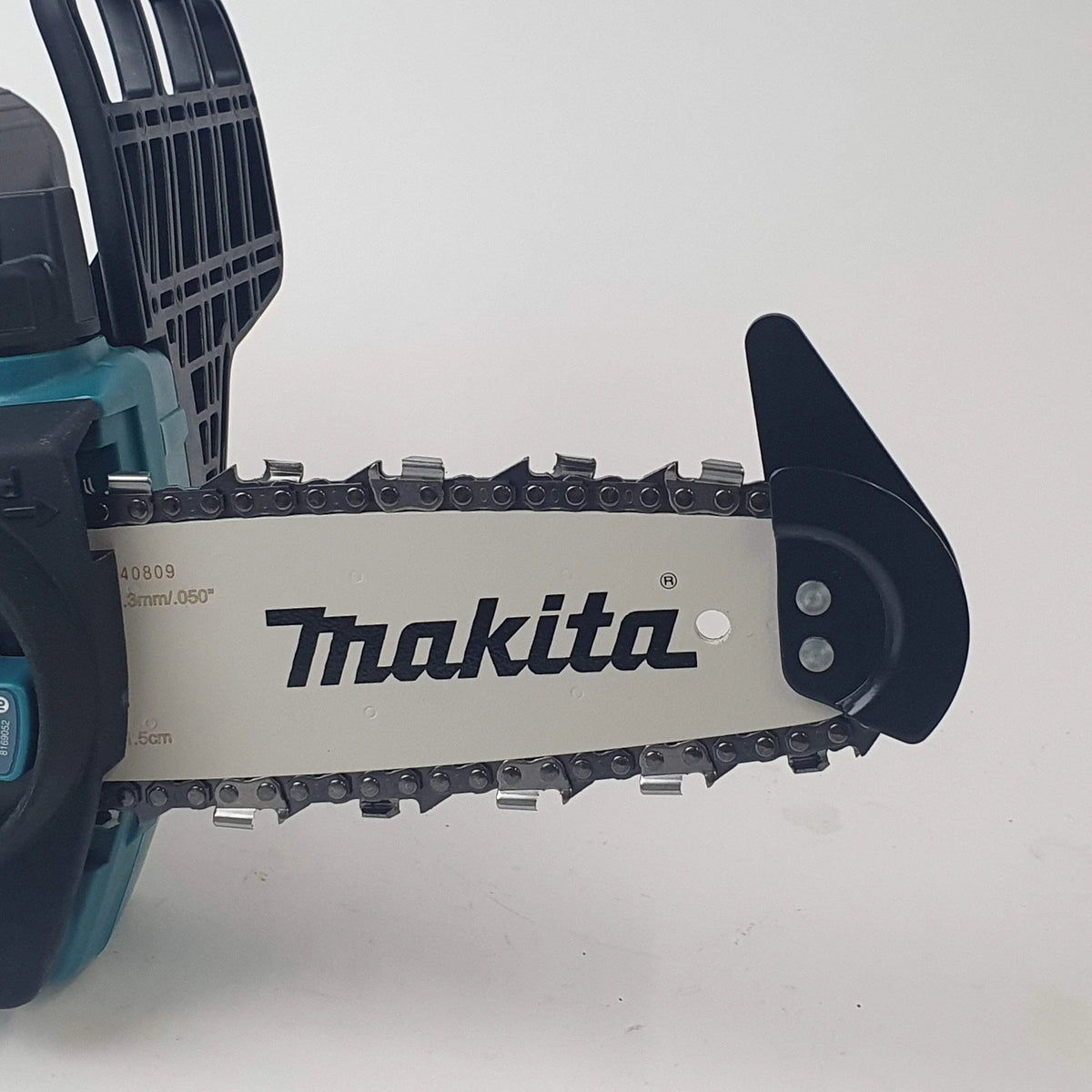 1:18 Scale -  HSV GTSR - Heron Red - Biante - B182917D