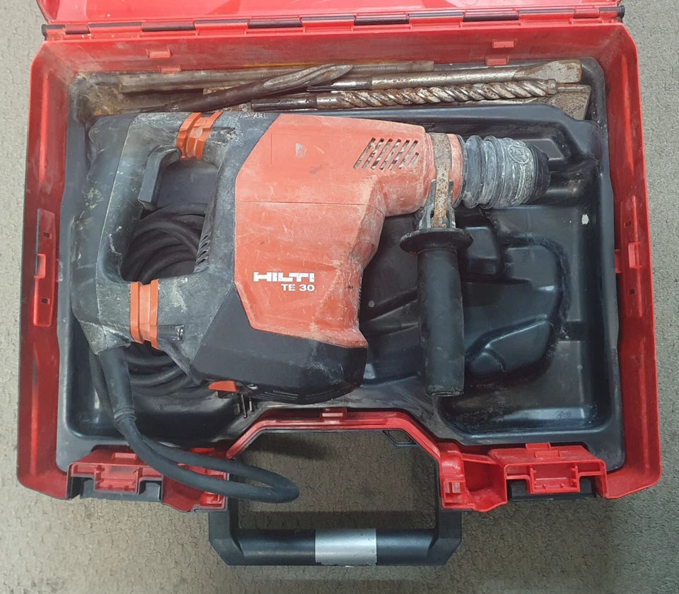 HILTI  TE 30-AVR Rotary Hammer  240V