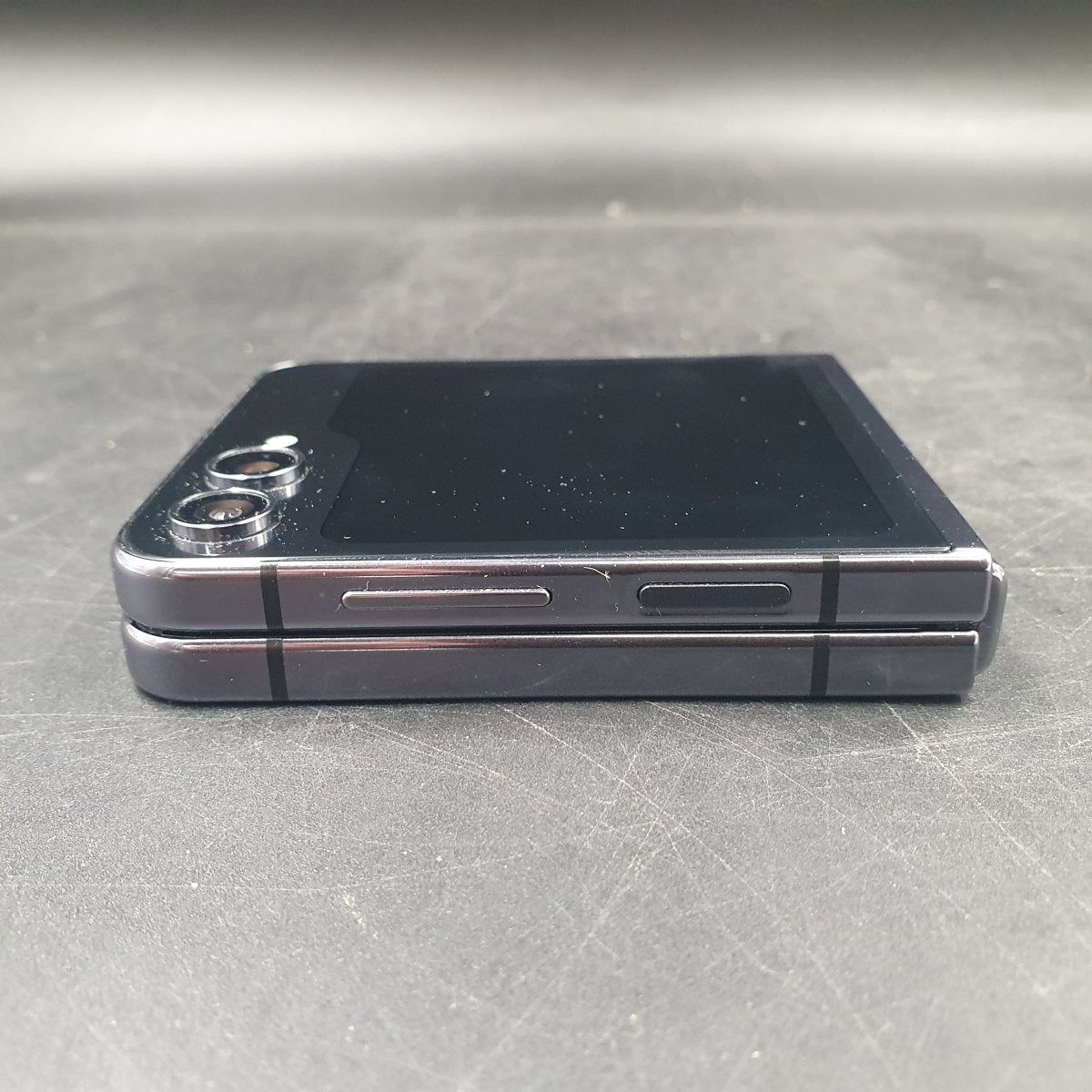 Samsung Galaxy Z Flip 5 - 256GB - SCG23 - Mega Cash Sydney