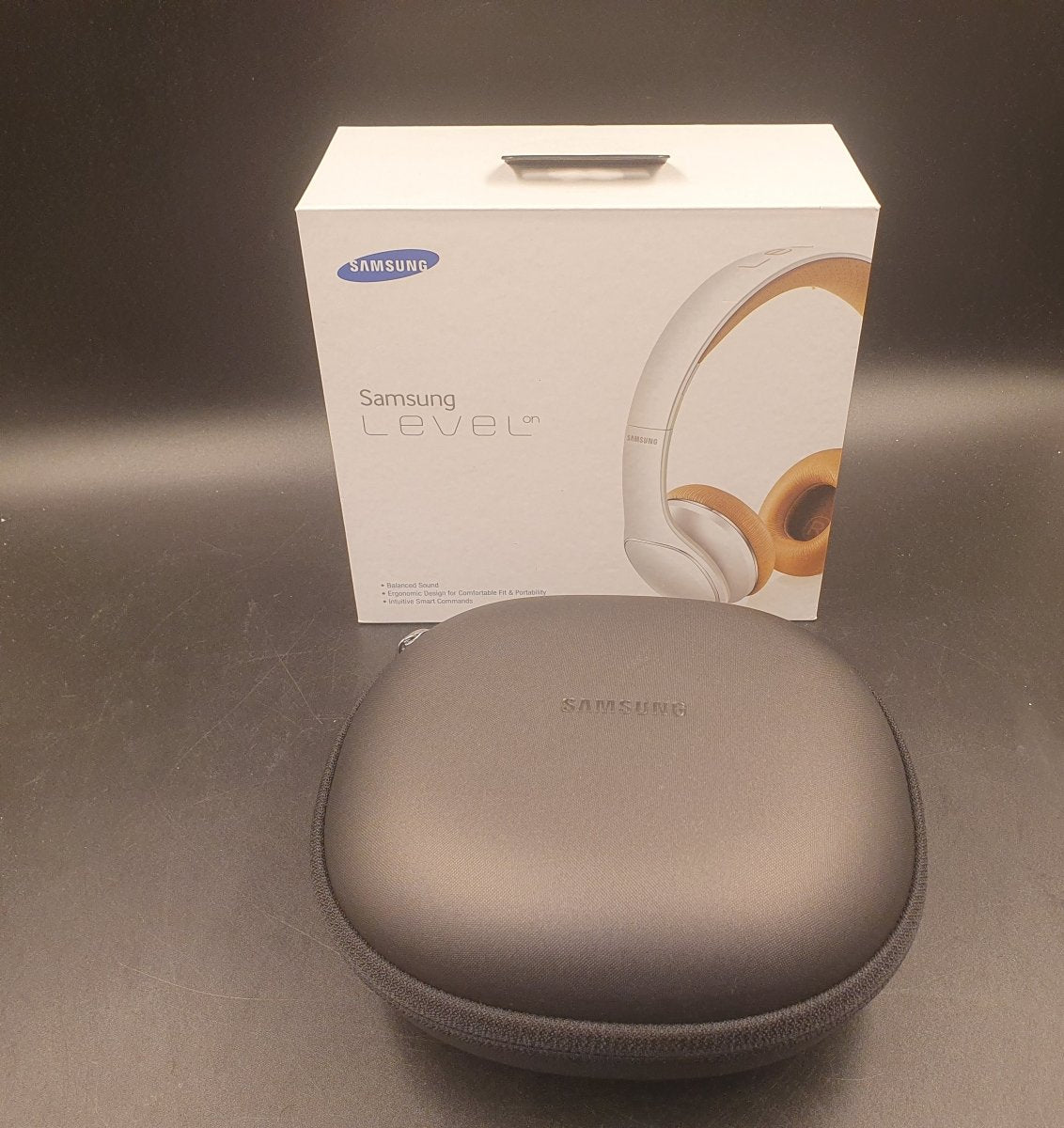 SAMSUNG - Level On - Wired Heaphones - Mega Cash Sydney