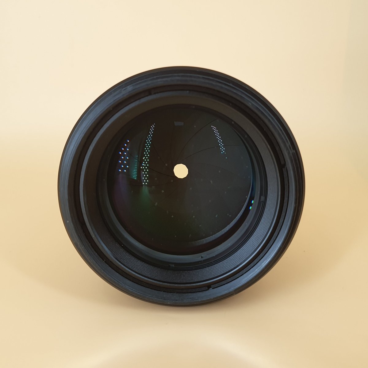SONY LENS SEL85F14GM + LENS HOOD - Camera - Mega Cash Sydney
