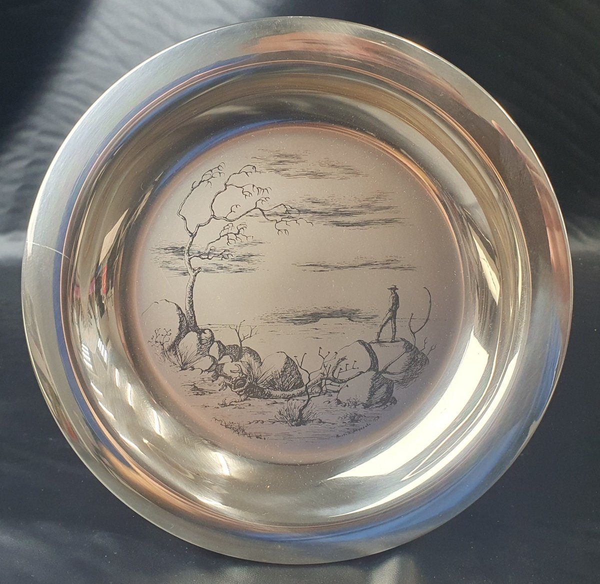 STOKES AUSTRALIASIA PLATE - ANTIQUE RUSSELL DRYSDALE THE HALLMARKED STERLING SILVER PLATE WITH CERTIFICATE - 200 grams - Mega Cash Sydney