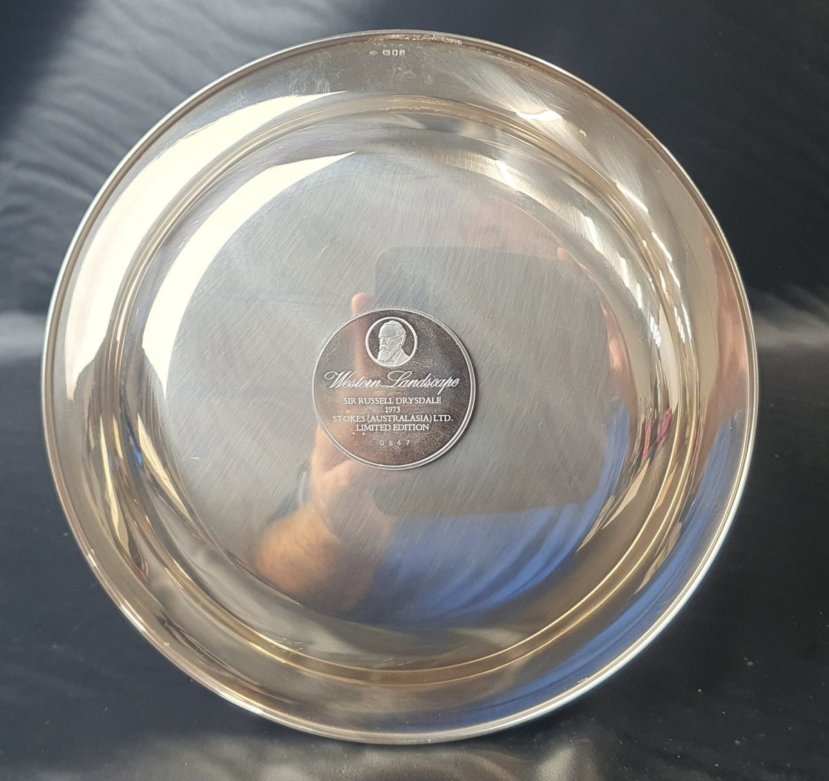 STOKES AUSTRALIASIA PLATE - ANTIQUE RUSSELL DRYSDALE THE HALLMARKED STERLING SILVER PLATE WITH CERTIFICATE - 200 grams - Mega Cash Sydney