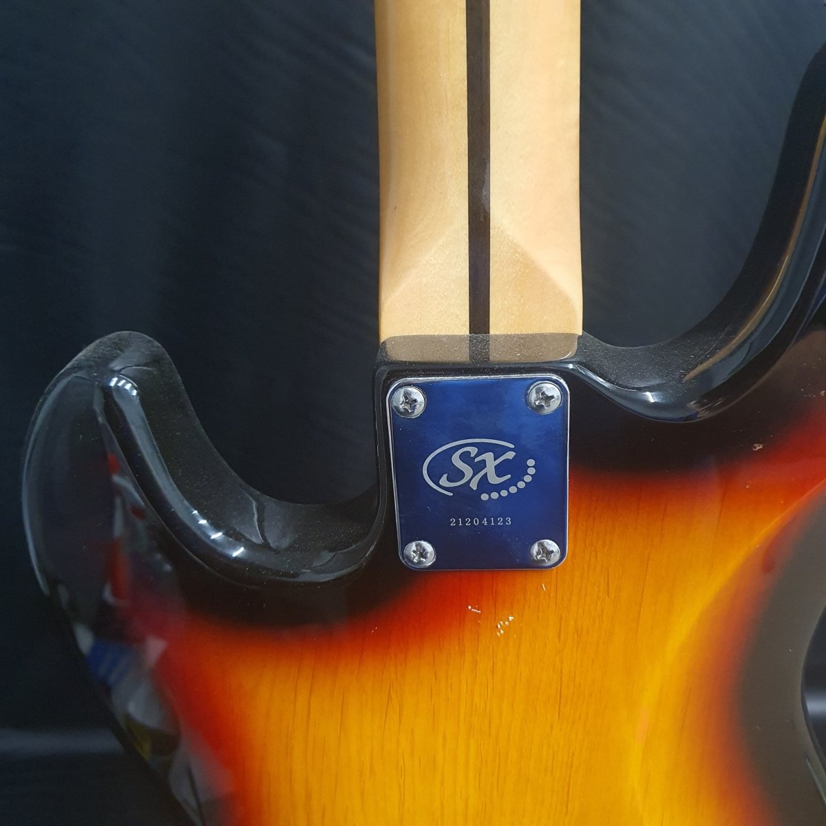 SX BASS GUITAR VTG SERIES S/N:21204123 IN CASE - Mega Cash Sydney